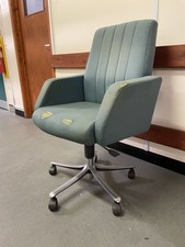 Retro 1990 Office Swivel Chair