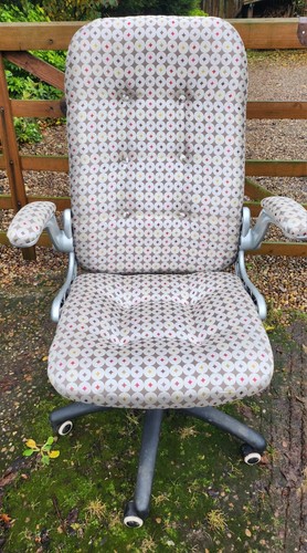 Retro desk gaming chair - desk/gaming,